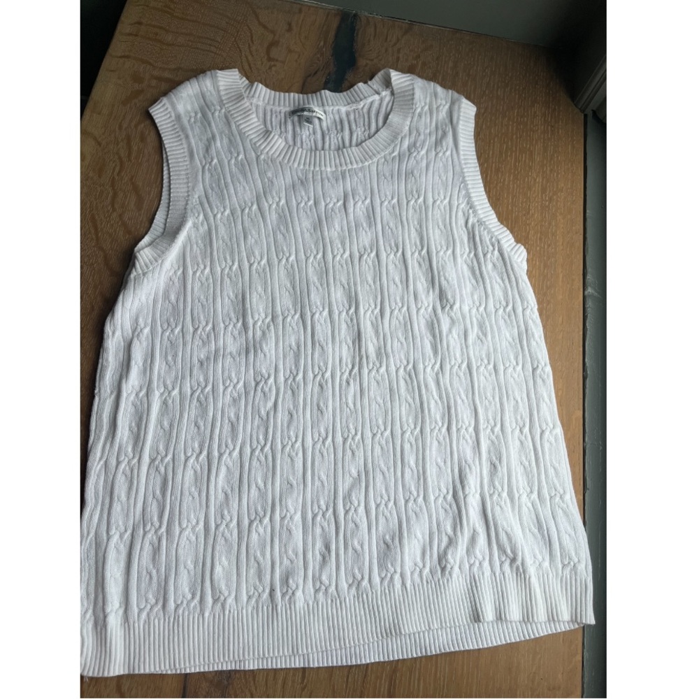 white croft & barrow sweater vest